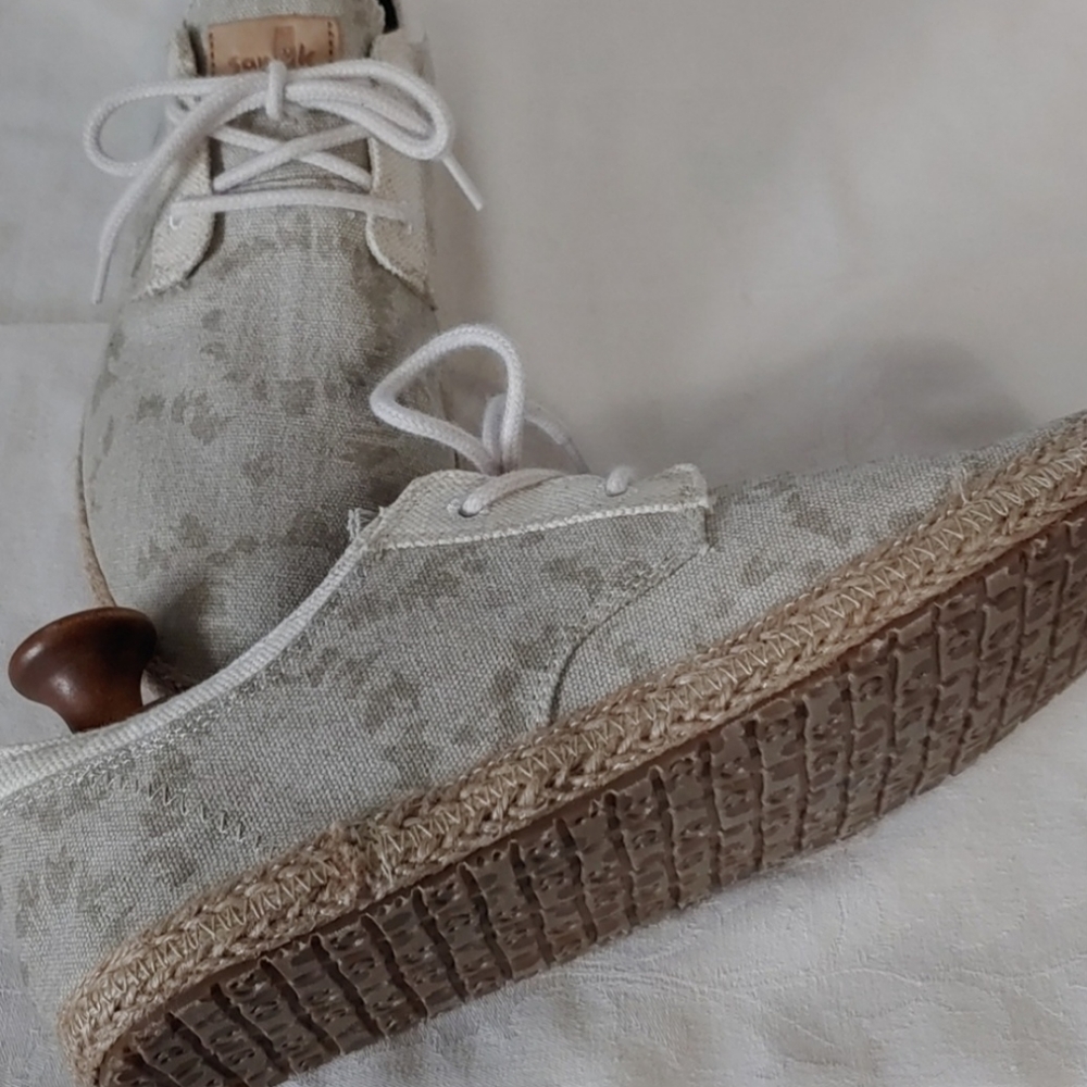 Sanuk Canvas Shoes Lace up Beige Casual size 9 - Picture 3 of 8